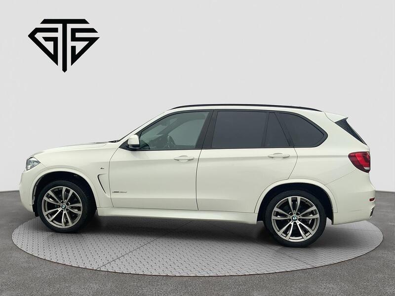 BMW X5 view 6