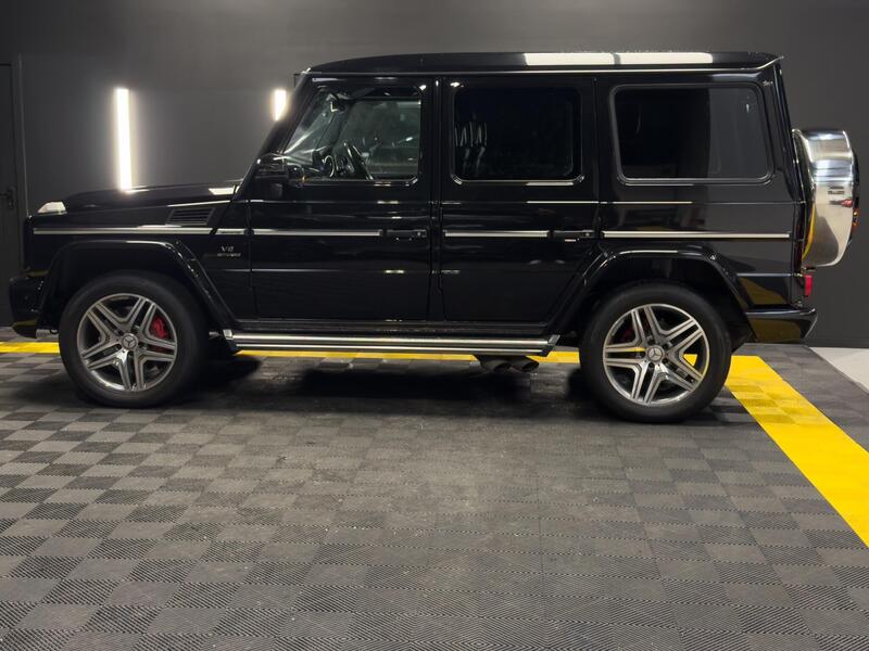 Mercedes-Benz G-Class view 3