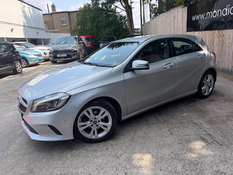Mercedes-Benz A Class view 3