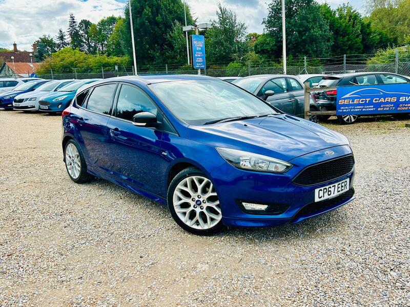 Ford Focus main image