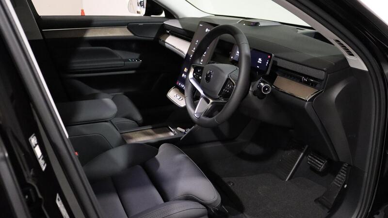 Volvo Es90 view 4