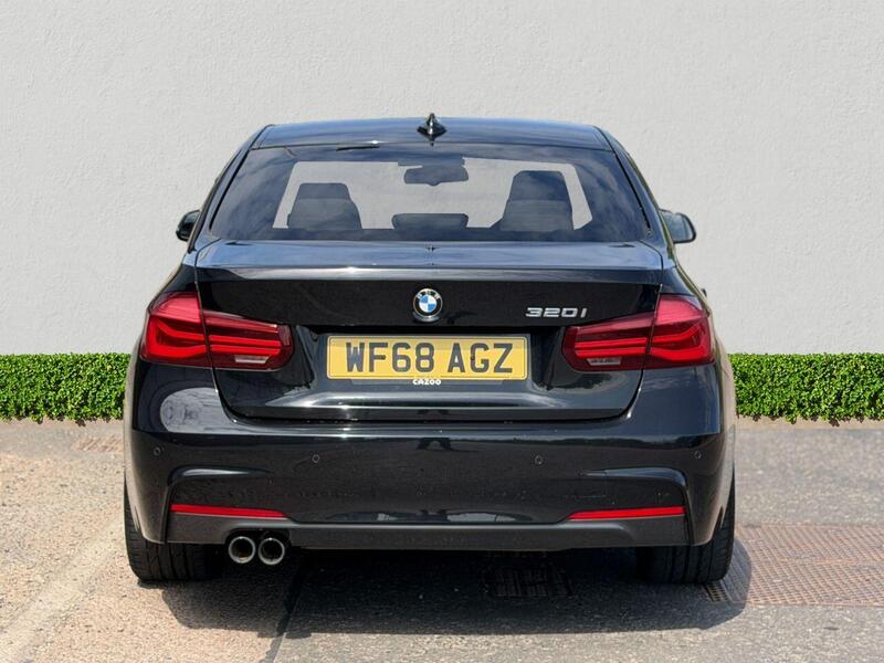 BMW 3 Series view 7