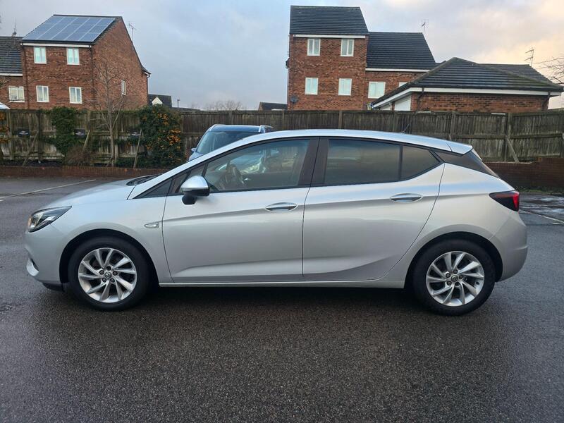 Vauxhall Astra view 7