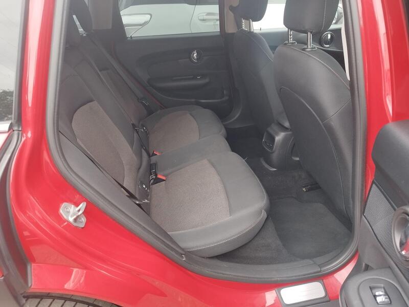 Mini Clubman view 6