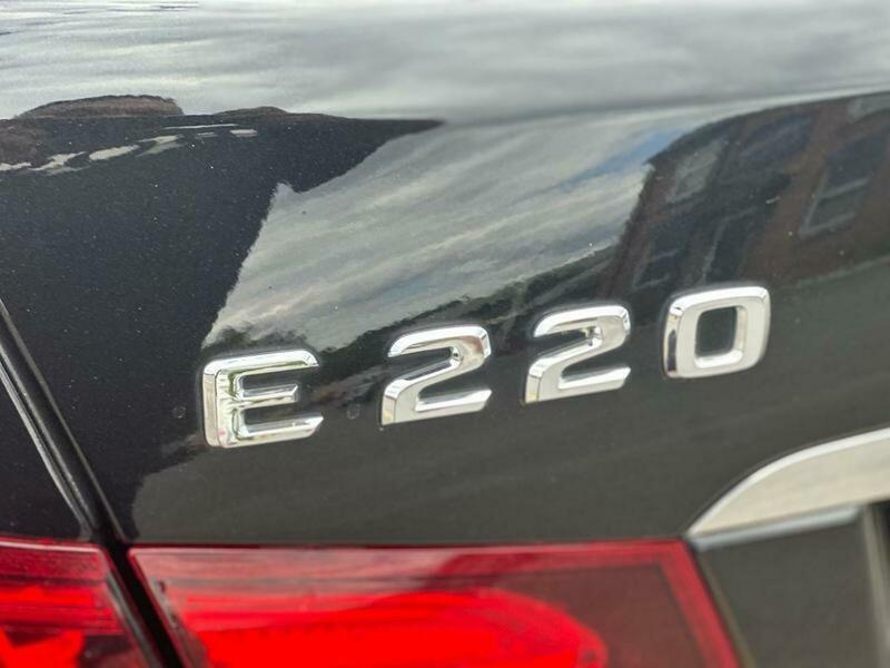 Mercedes-Benz E Class view 88