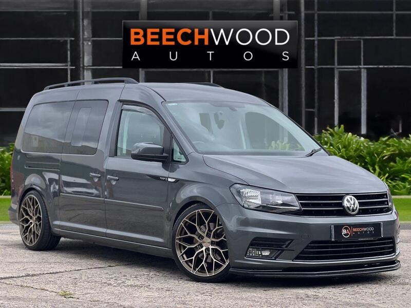 2017 Volkswagen Caddy Maxi Life in Grey for sale