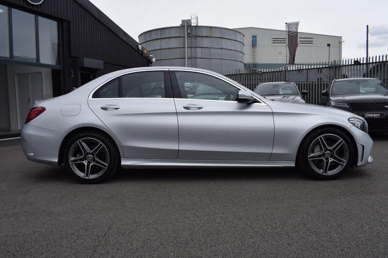 Mercedes-Benz C-Class view 4