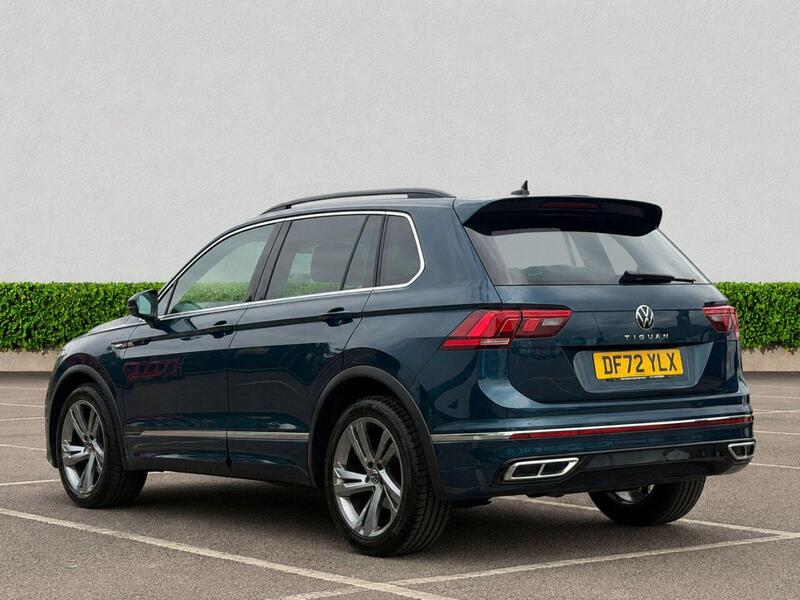 Volkswagen Tiguan view 5
