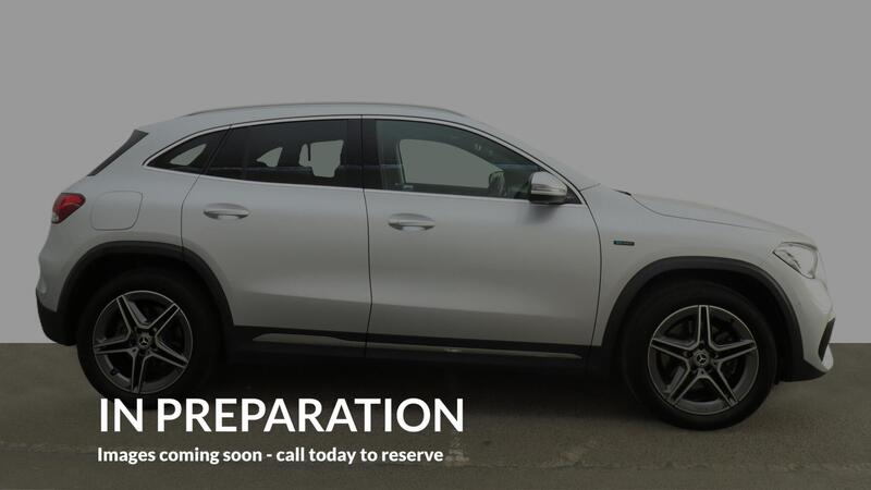 Mercedes-Benz GLA view 5