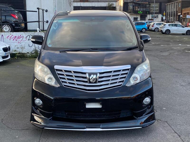 Toyota Alphard view 6