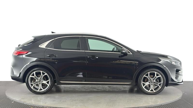 Kia Xceed view 3