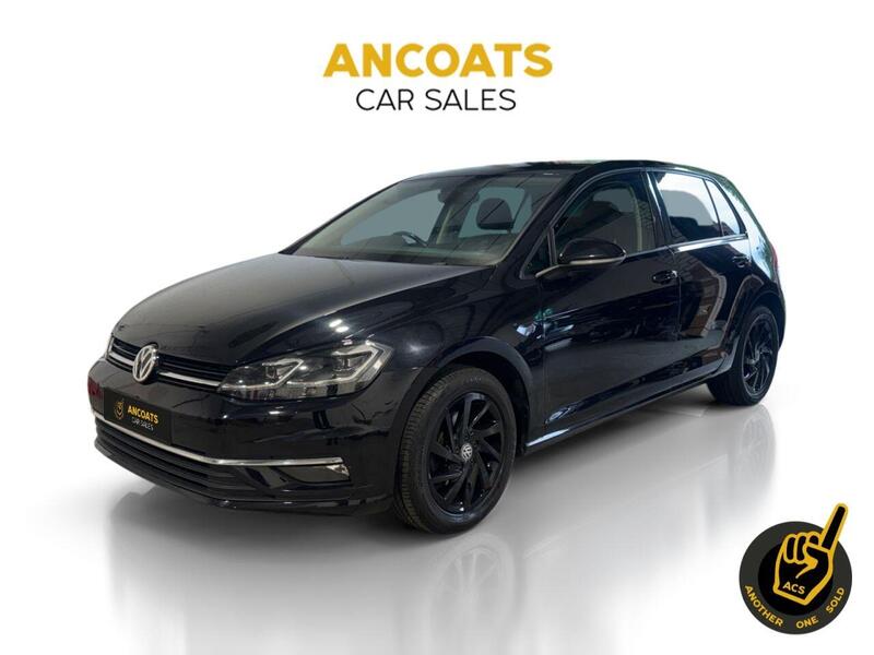 Volkswagen Golf — photo 1