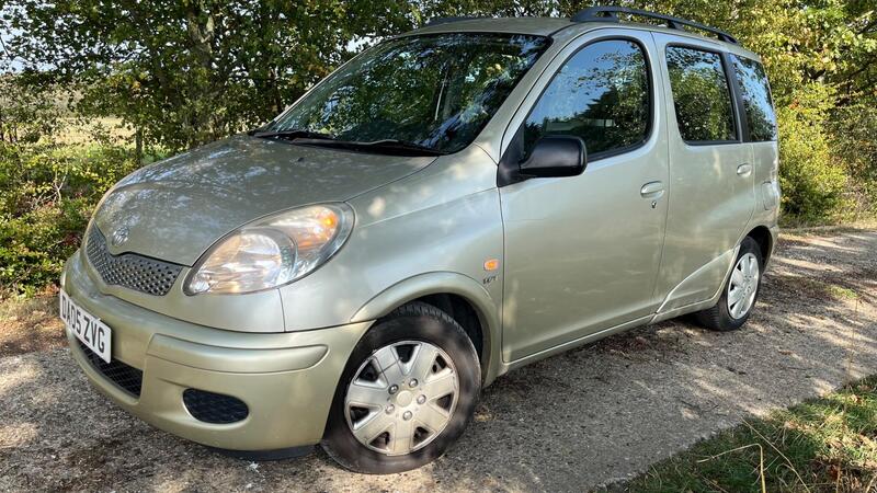 2005 Toyota Yaris Verso 1.3 VVT-i T3 5dr for sale at IHK Enterprise West Sussex