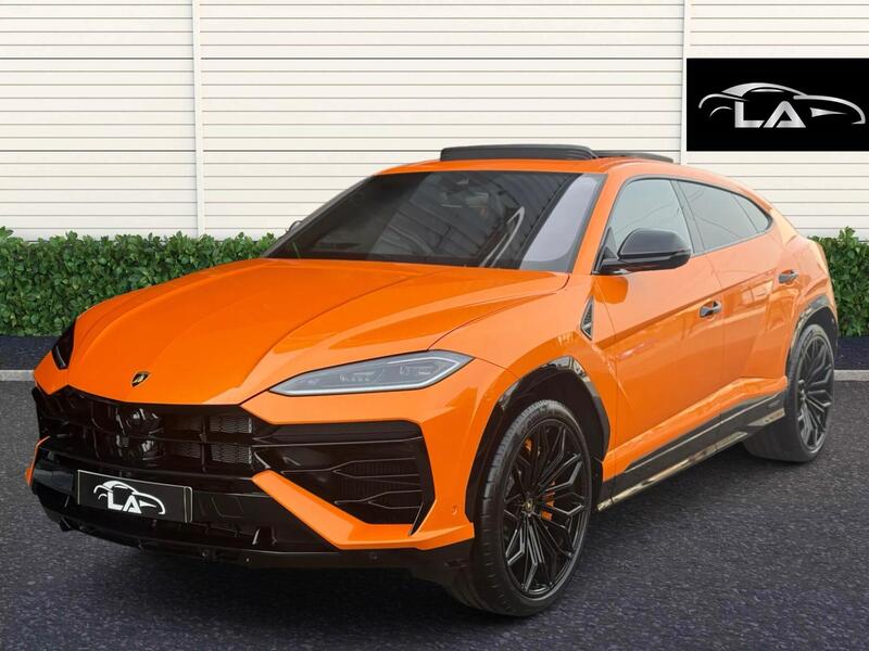 Lamborghini Urus main image
