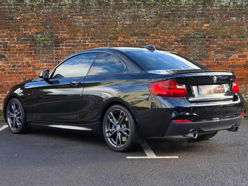 BMW 2 Series view 3