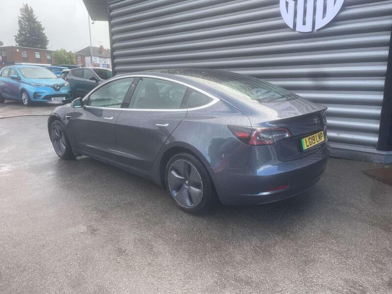 Tesla Model 3 view 6