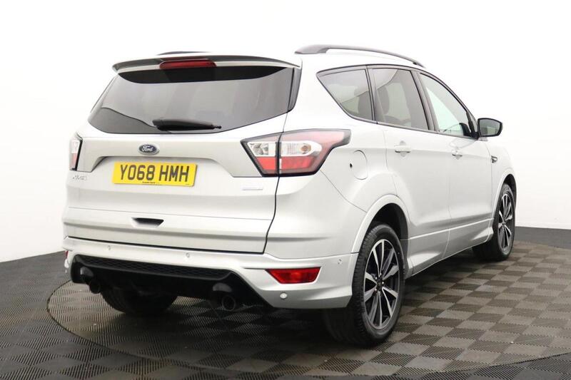 Ford Kuga view 4
