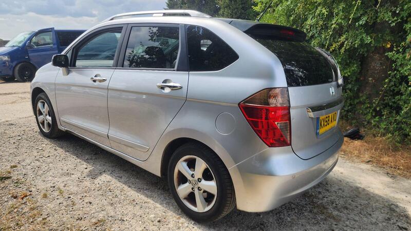 2008 Honda FR-V — photo 5