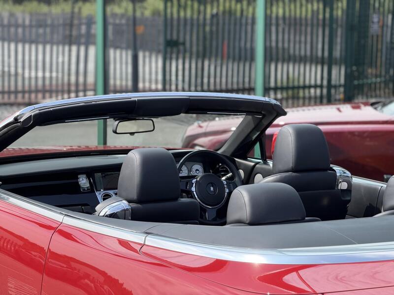 Rolls-Royce Dawn view 5