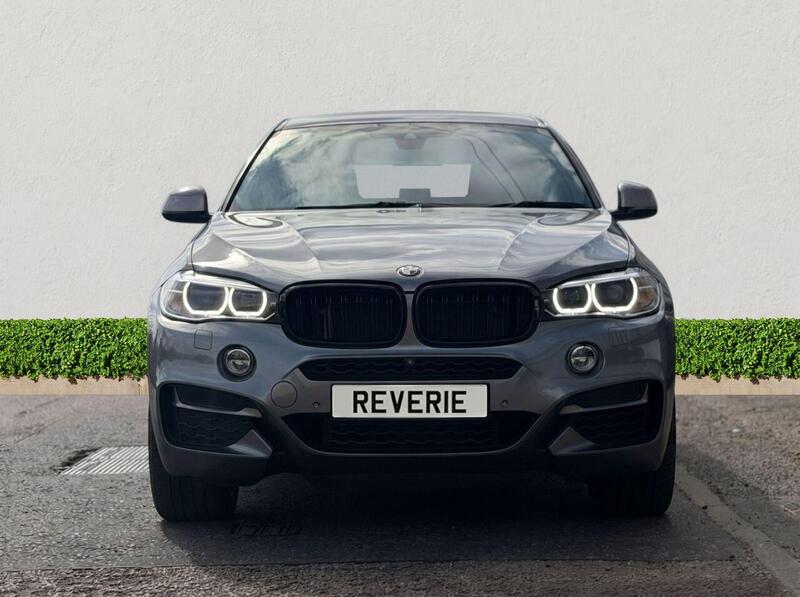 BMW X6 view 2
