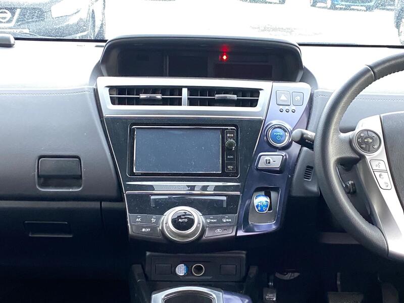Toyota Prius+ view 20