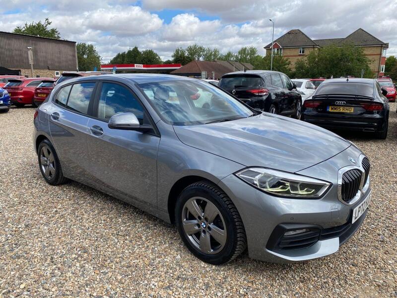 BMW 1 Series view 2