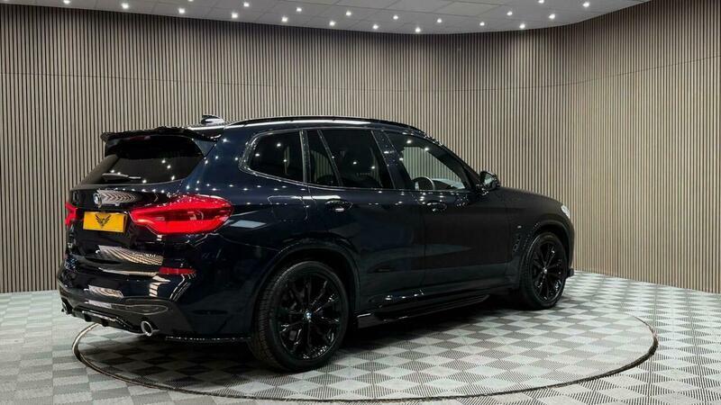 BMW X3 view 5