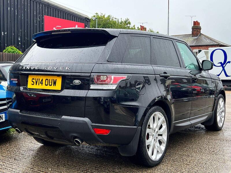 Land Rover Range Rover Sport view 3