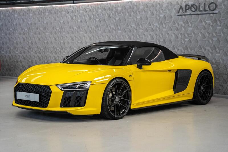 Audi Audi R8 view 4