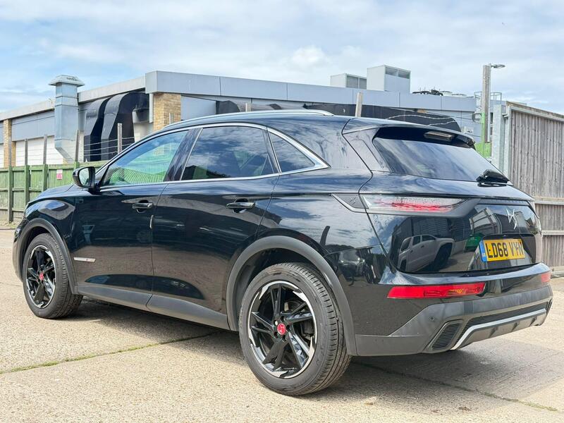 DS Automobiles DS 7 Crossback view 5
