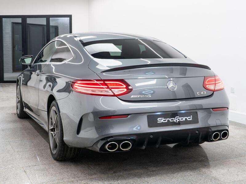 Mercedes-Benz C Class view 5