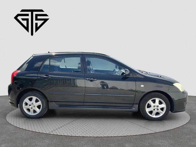 Toyota Corolla view 2