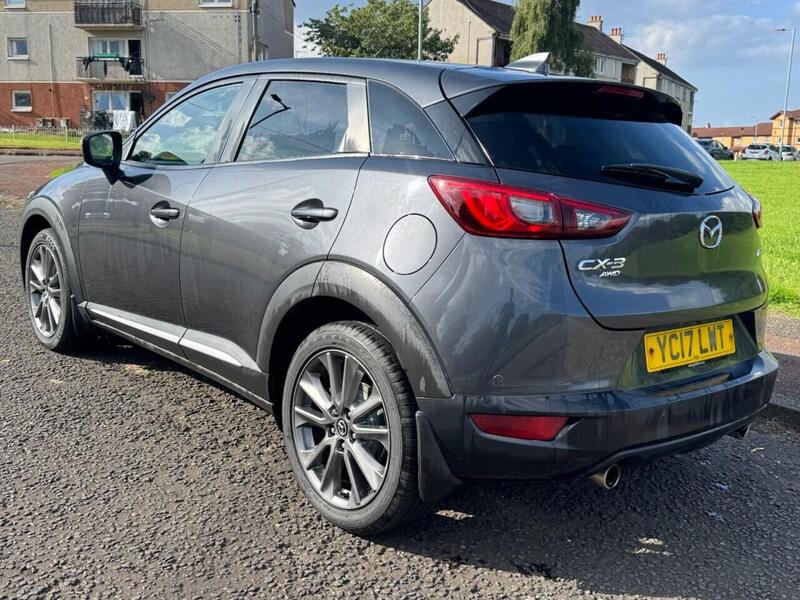 Mazda CX-3 view 3