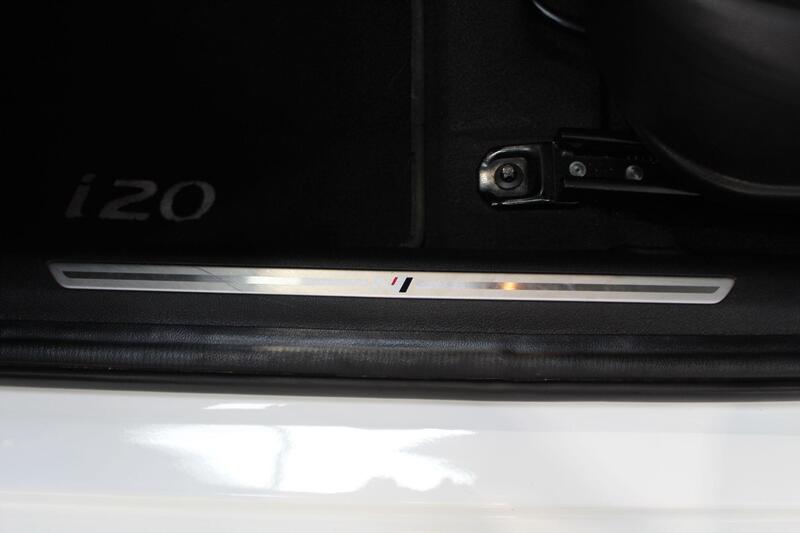 2023 Hyundai i20 in White — image 21 of 94
