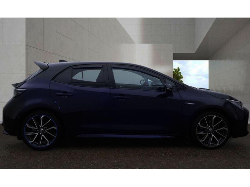 Toyota Corolla view 4
