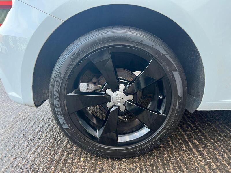 Audi A1 view 25