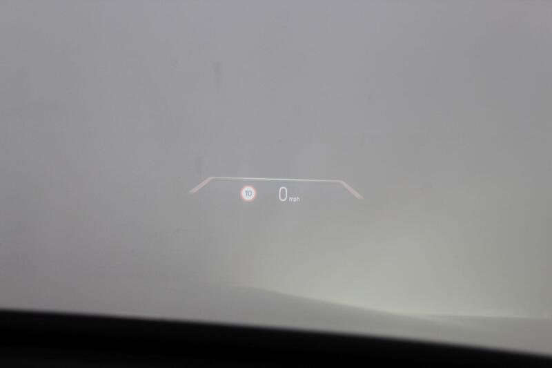 2022 BMW iX in White — image 60 of 88