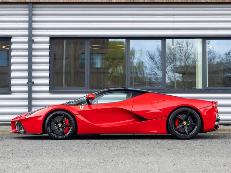 Ferrari Laferrari view 6