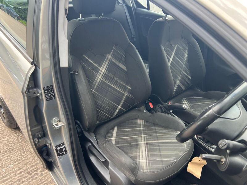 Vauxhall Corsa view 10