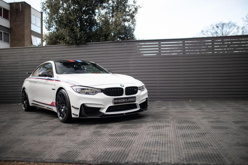 BMW M4 view 6