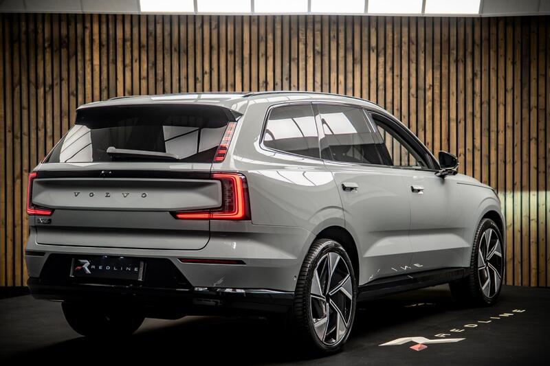 Volvo Ex90 view 4