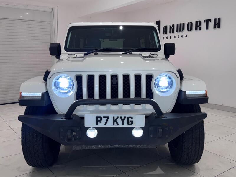 Jeep Wrangler view 4