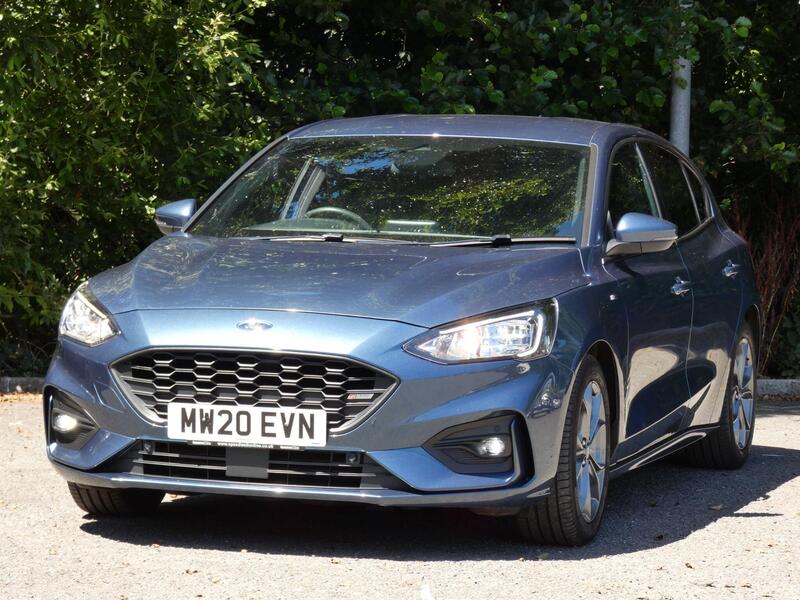 Ford Focus view 6