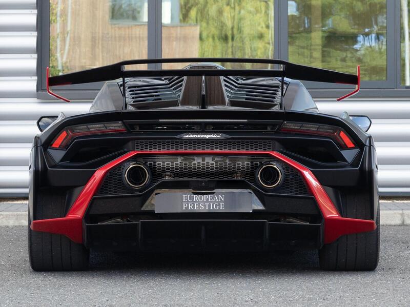 Lamborghini Huracan view 4