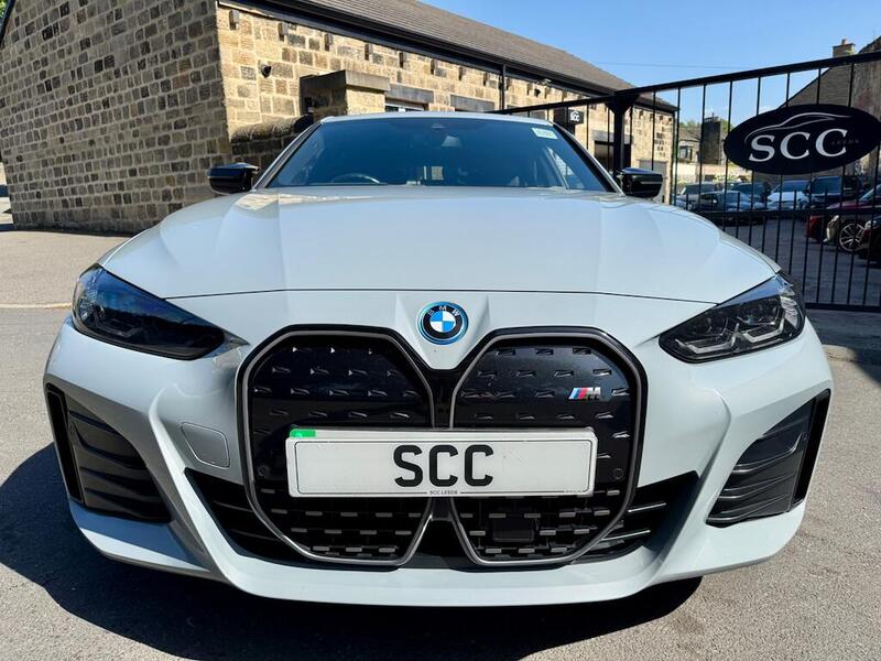 BMW I4 view 4