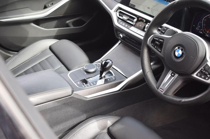BMW 3 Series view 7