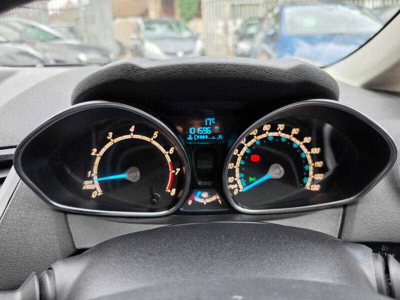Ford Fiesta 1.25 Zetec Euro 6 5dr thumbnail 30
