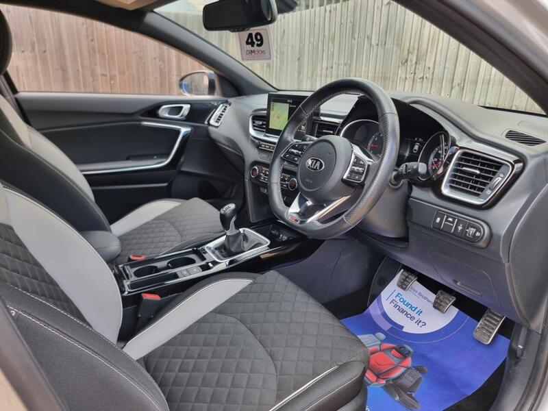 Kia Proceed view 2