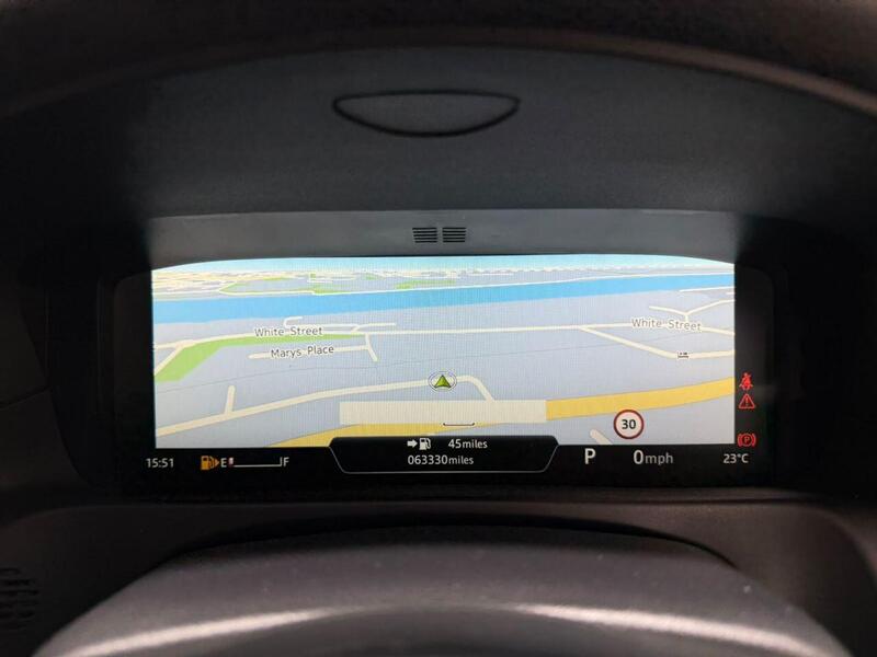 Jaguar XF view 5