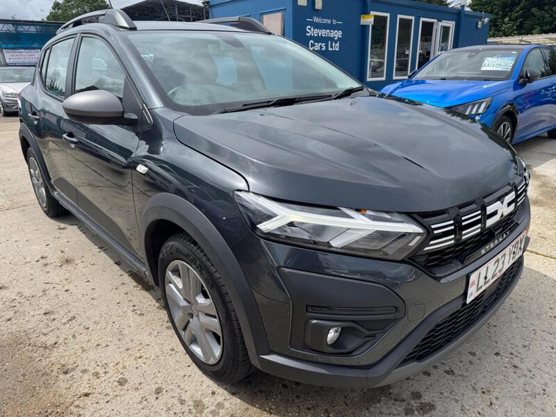 Dacia Sandero view 4